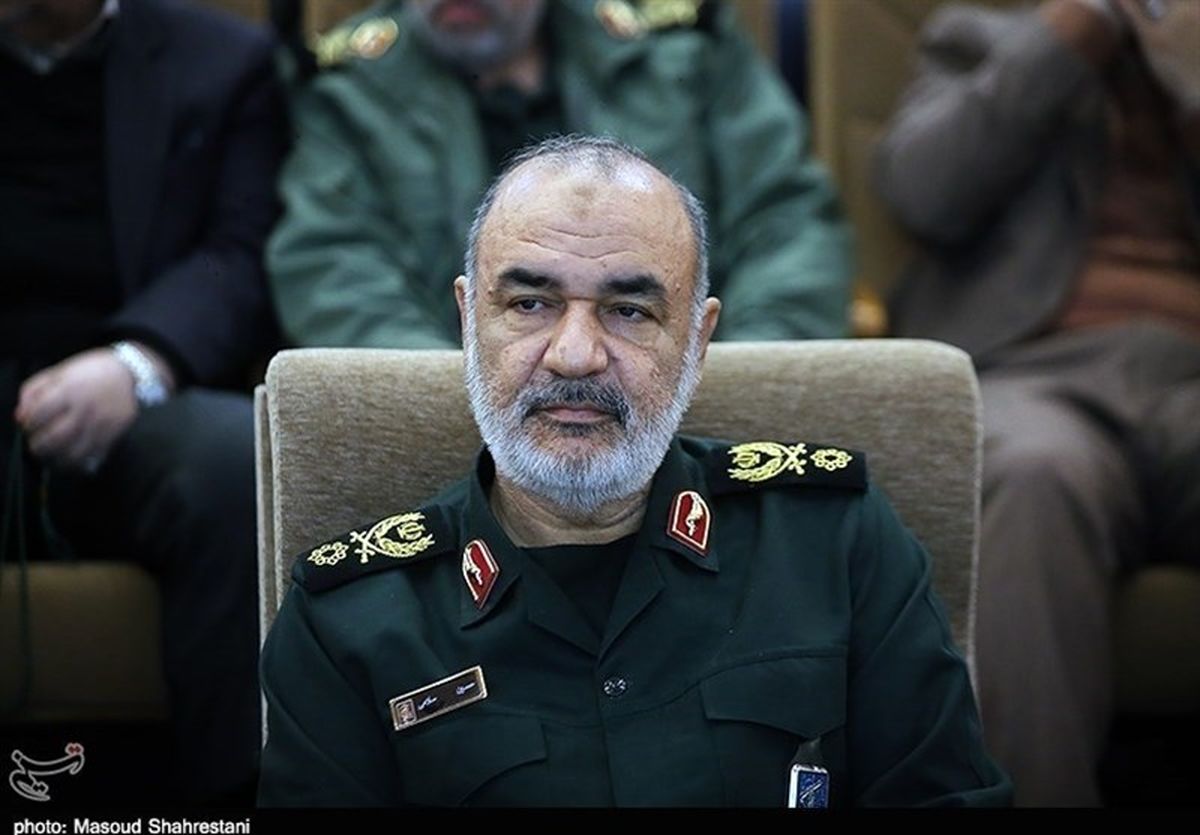 اعلام آمادگی ۴۰۰ استاد دانشگاه برای همکاری با فرمانده جدید سپاه