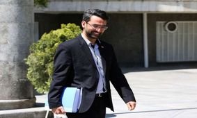 آذری جهرمی خبر داد : تامین امنیت فضای مجازی دستور کار مشترک وزارت ارتباطات و نیروی انتظامی