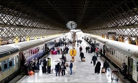 داستان کلیشه ای گران‌فروشی این بار در راه‌آهن تهران/پایان تخلفات چه زمانی است؟