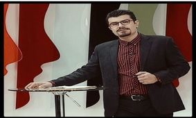 عذرخواهی مجری تلویزیون از علی کریمی