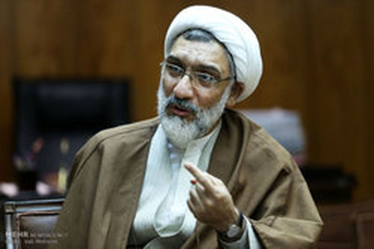 توصیه پورمحمدی درباره ضرورت اعطای تابعیت به فرزندان زنان ایرانی و مردان خارجی: اقدام نکنیم دچار مشکلات امنیتی می‌شویم/ لایحه بار مالی ندارد