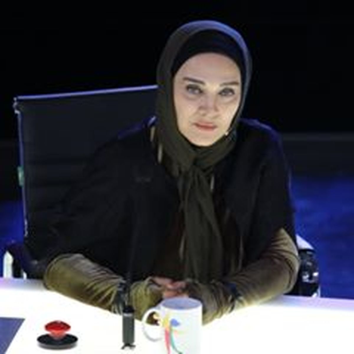 برخورد تند رویا نونهالی با شرکت کننده «عصر جدید»!