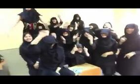 نقدی بر بگیر و ببندها پس از انتشار کلیپ‌های پرحاشیه از مدارس/ ضعف معاونت پرورشی