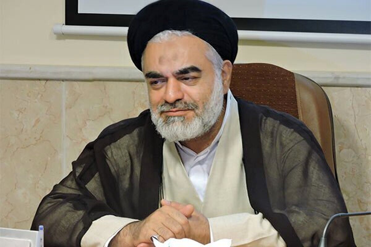  حجاب در ملأعام برای همه لازم است حتی غیرمسلمان‌ها