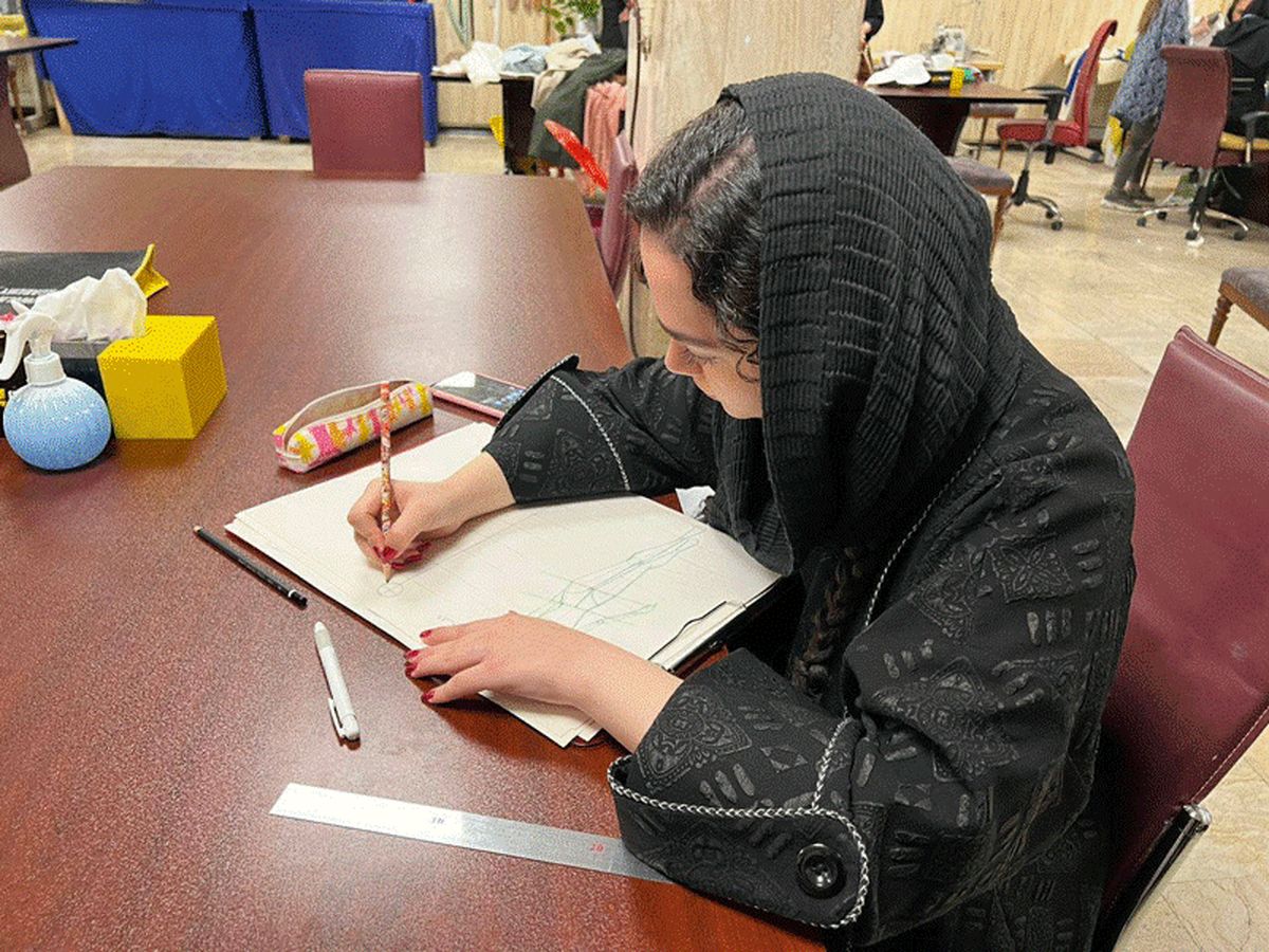 بهترین آکادمی طراحی لباس کرج و استان البرز
