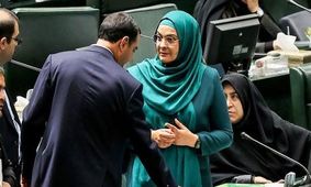نمایندۀ زرتشتیان و حجت شرعی درباره حجاب؟!