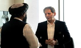 نظر بابک زنجانی در رابطه با خروج افغانستانی ها از ایران/ عکس

