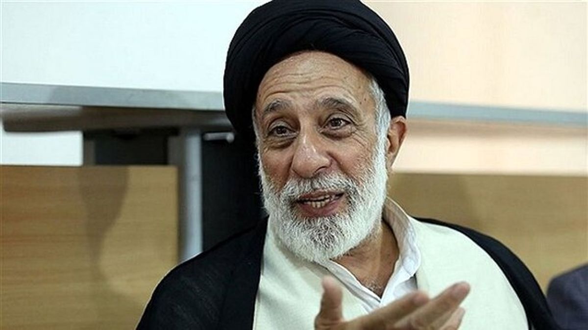 هادی خامنه‌ای رأی خود را به صندوق انداخت

