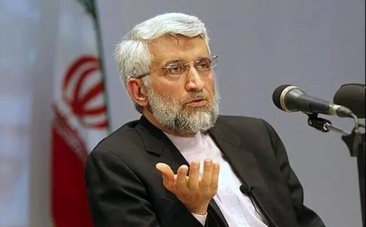 جلیلی، خواستار پیگیری تخلفات ارز ۴۲۰۰ تومانی شد