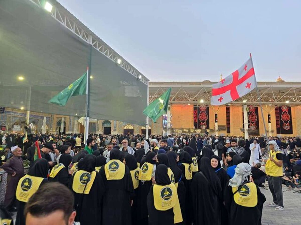 حضور پرشور شیعیان گرجستان در راهپیمایی عظیم اربعین

