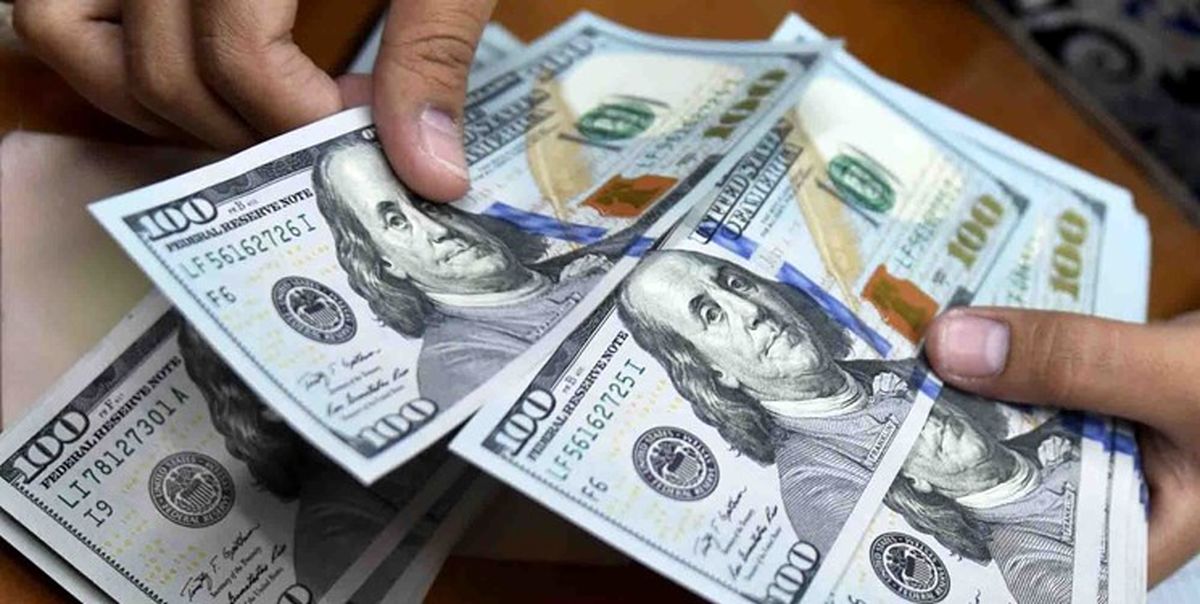 متوسط نرخ دلار در بهمن ماه ۱۴۰۱ اعلام شد