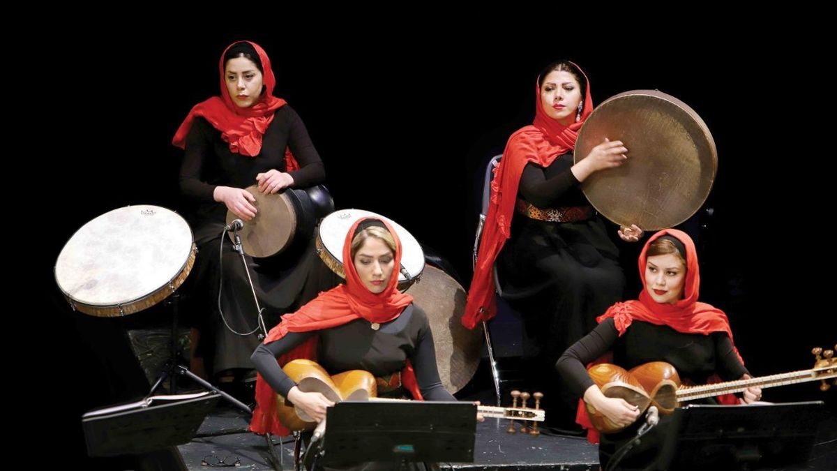 اجرای زنده و محلی گروه حصار/ ویدئو