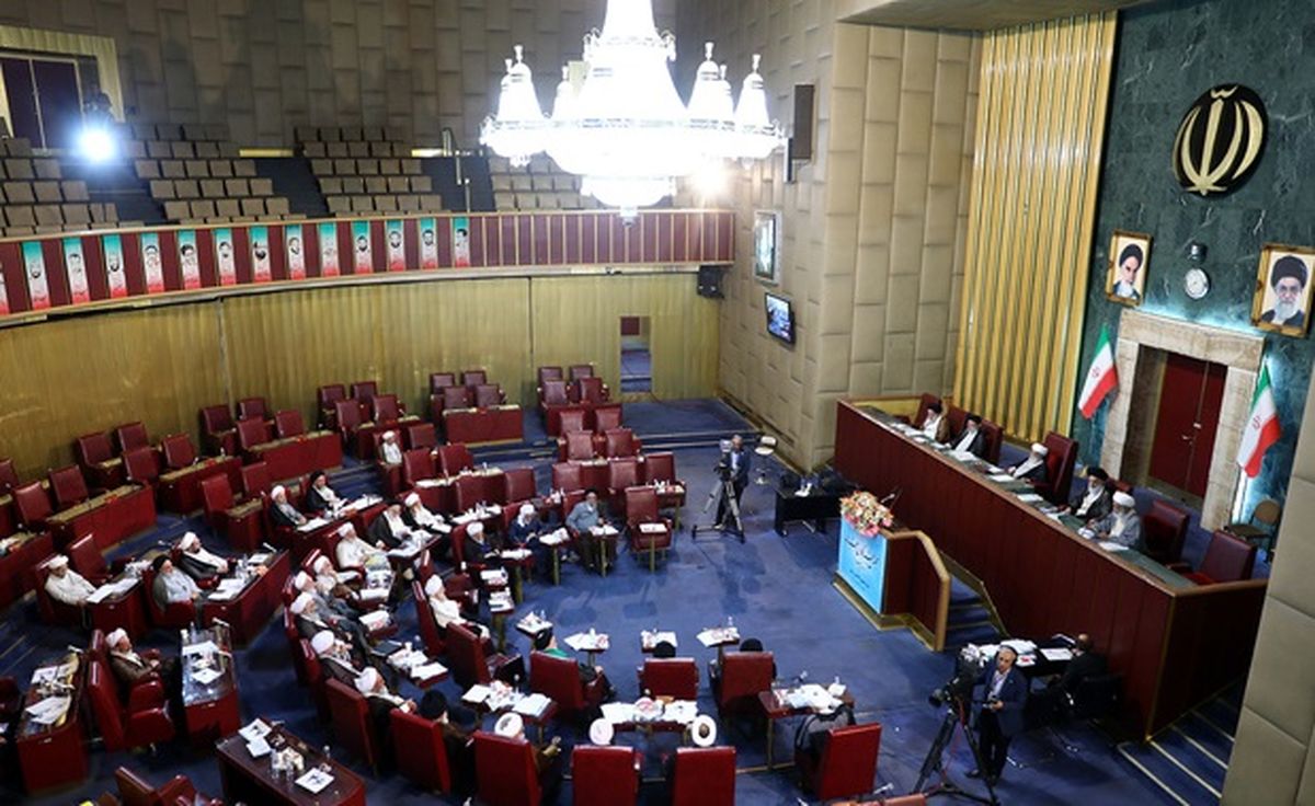 تنها در 9 استان رقابت در انتخابات خبرگان وجود دارد
