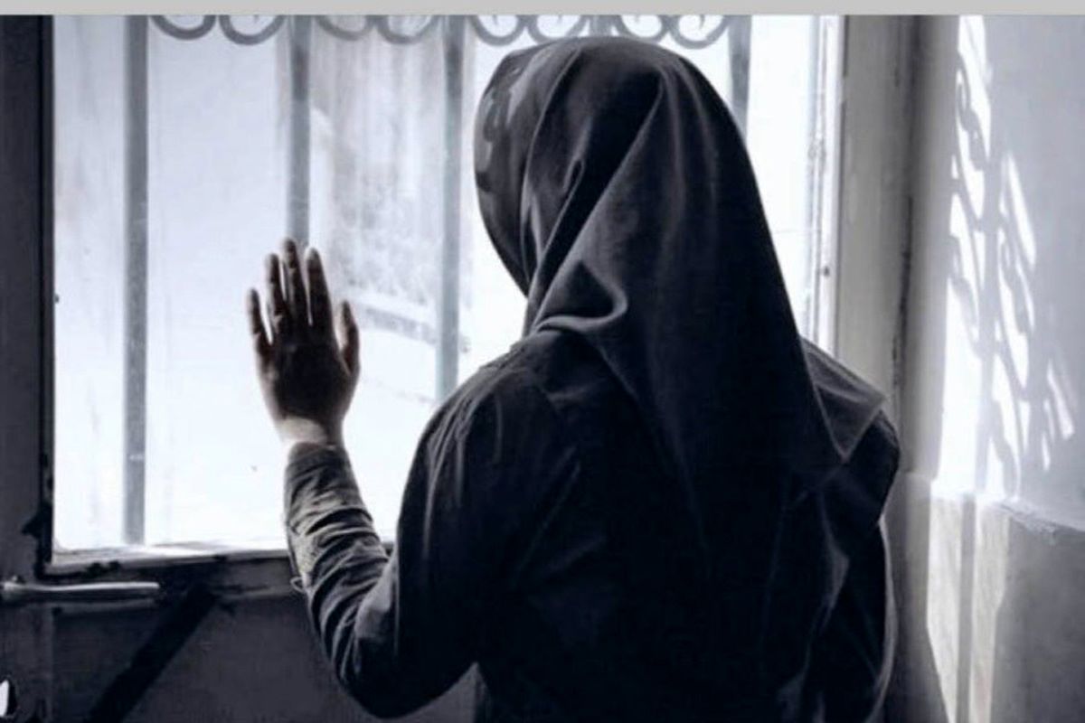 افشاگری دختر 17 ساله از هیولای بزرگ خانه‌شان