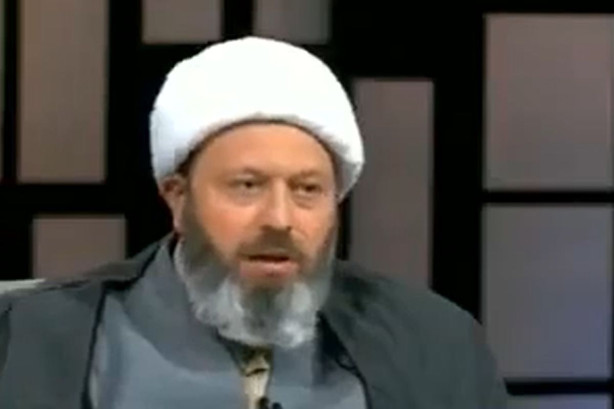 ادعای یک روحانی درباره پیوند دست با تلاوت قرآن توسط امام علی (ع)/ ویدئو

