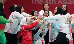 پیروزی زنان والیبال نشسته ایران برابر آلمان در انتخابی پارالمپیک پاریس

