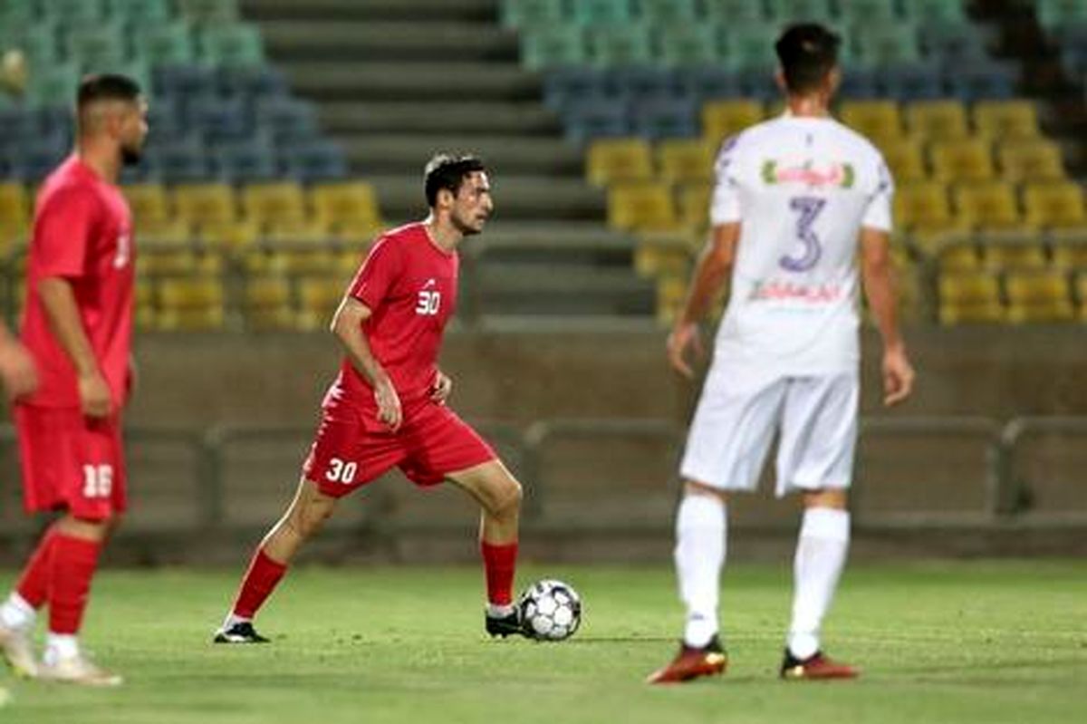 مدافع 2 اخطاره پرسپولیس محروم نیست


