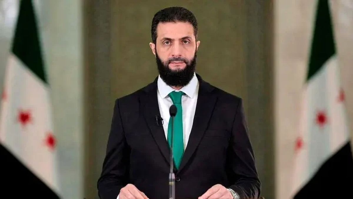 جولانی از دمشق فرار کرده است/ اسرائیل می توانست او را هدف بگیرد اما فعلا نمی خواهد وی را از بین ببرد/ رژیم صهیونیستی به حدود 10 کیلومتری پایتخت سوریه رسیده است/ ویدئو