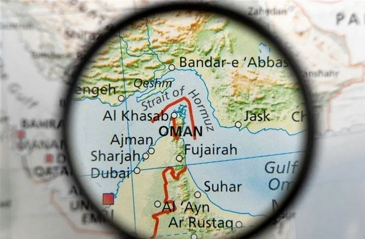 حمله موشکی به کشتی فرانسوی در تنگه هرمز/ چند نفر از خدمه فیلیپینی کشتی زخمی شده‌اند

