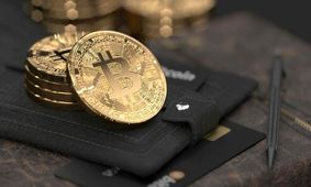 بیت کوین پیشتازی می کند