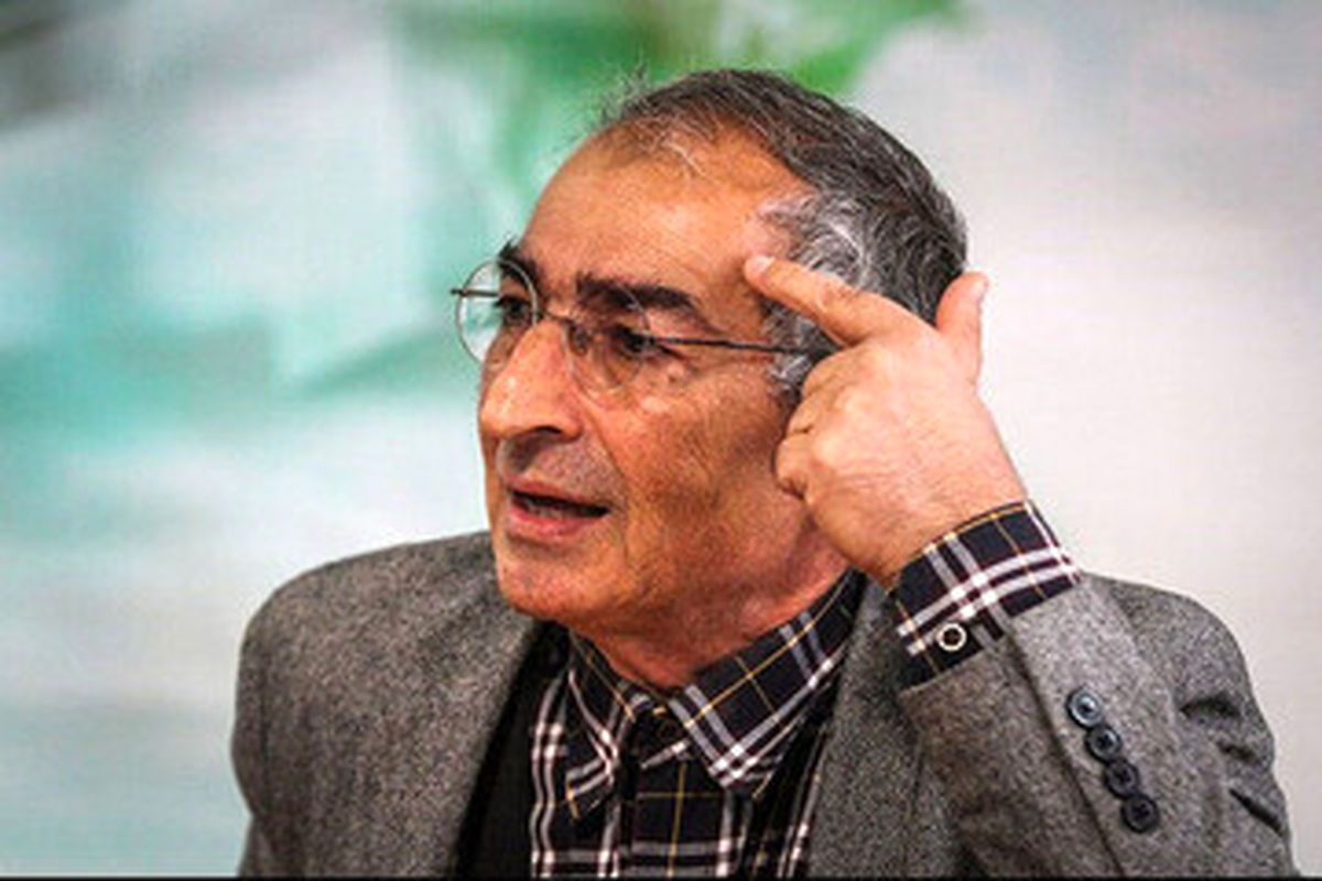 زیباکلام: بالاخره فهمیدیم دانشگاه اسلامی و انقلاب فرهنگی یعنی چه!