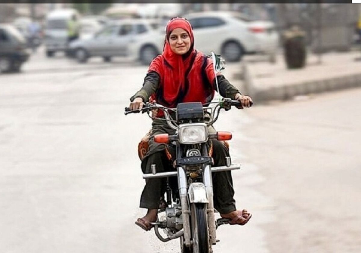 قدغن گواهینامه موتور برای زنان؛ موتور برانید خلافکارید/ ویدئو