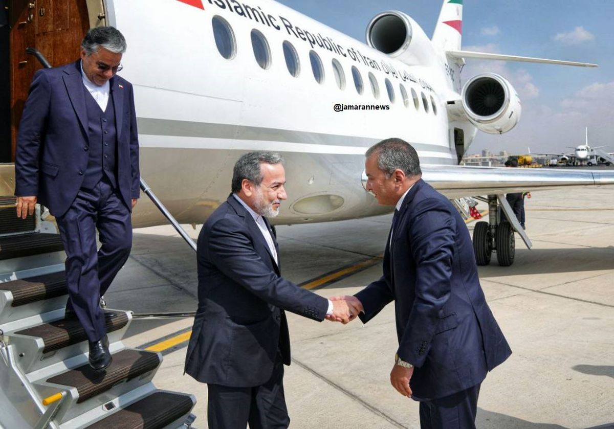 عراقچی وارد پایتخت مصر شد

