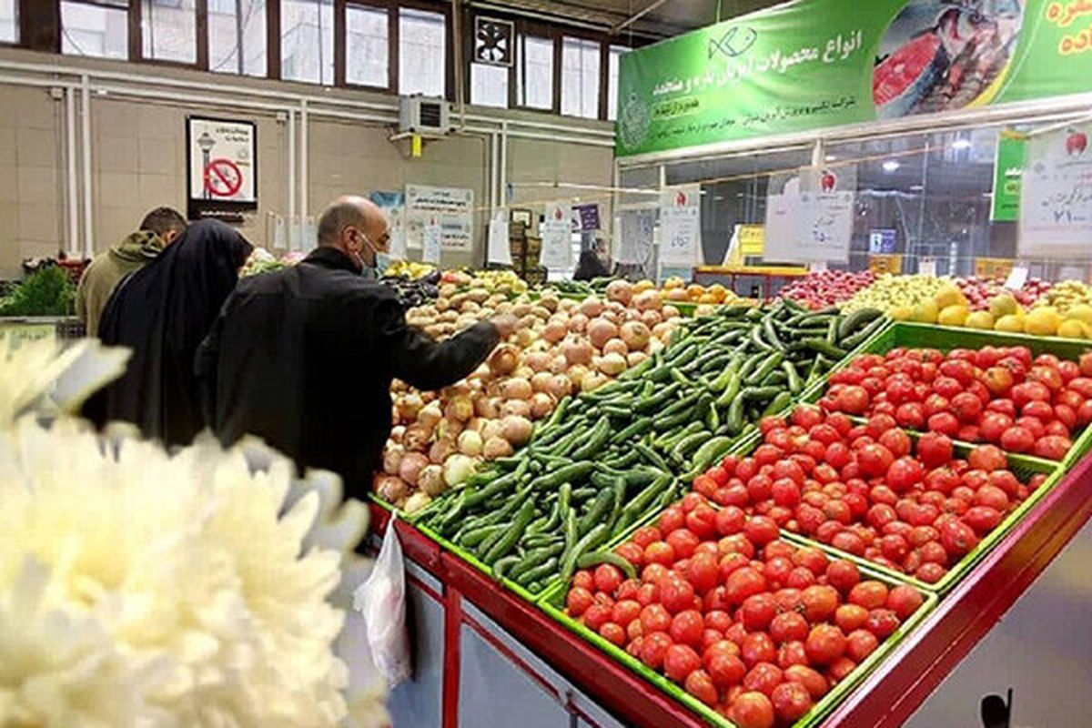 بازار میوه؛ خوش رنگ و لعاب اما دست نیافتنی