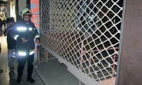 حبس شدن 35 زن و مرد اصفهانی در یک پاساژ