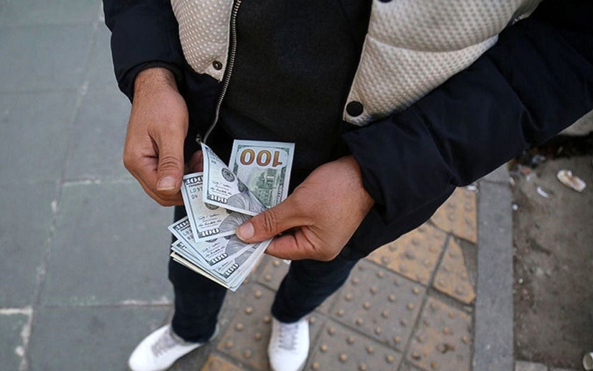 بازار سبز دلار در نوروز ۱۴۰۱