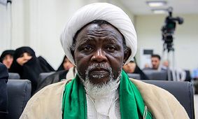 شیخ زکزاکی: هیچ قدرتی توان مقابله با انقلاب اسلامی ایران را ندارد/ امام خامنه‌ای همان امام خمینی است