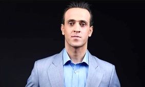 حمله دوباره روزنامه جوان به علی کریمی/ عکس

