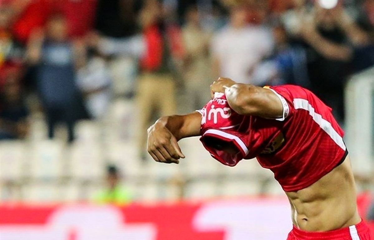 پرسپولیس با یک مهاجم سوئدی توافق کرد

