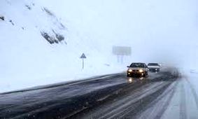 برف و باران در جاده‌های ۹ استان کشور/ انسداد ۹ محور