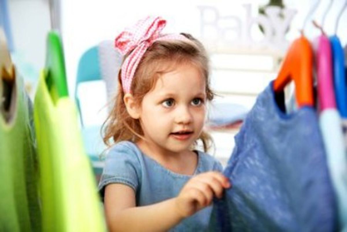 چرا بچه ها دوست دارند همیشه یک لباس را بپوشند؟