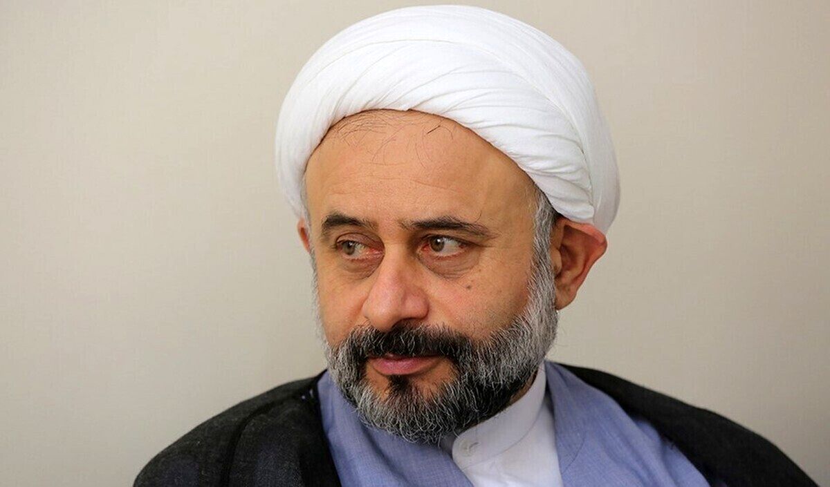 خانمی که روسری‌ را بر می‌دارد، می‌گوید می‌خواهم با ظلم مبارزه کنم/ به‌ خاطر مسأله حجاب جامعه را گرفتار کرده‌ایم

