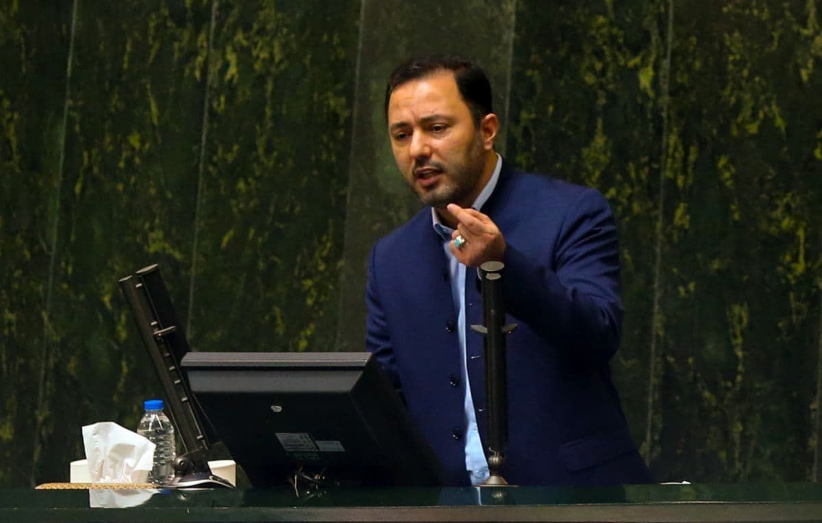 نماینده مجلس: می‌خواهید نان و پنیر را هم از سفره مردم حذف کنید

