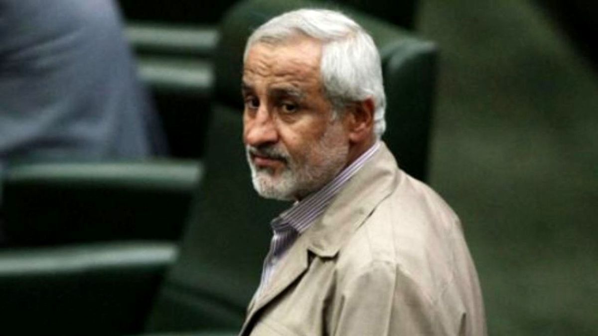 نادران: پادگانی شدن اداره مجلس دلیل استعفای من است