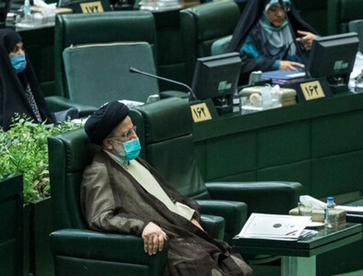 رئیسی فردا برای تقدیم لایحه بودجه ۱۴۰۱ به مجلس می‌رود
